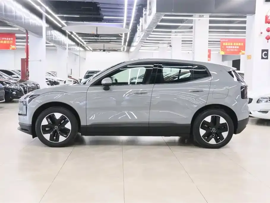 Volvo EX30 2024 из CN, фото 3