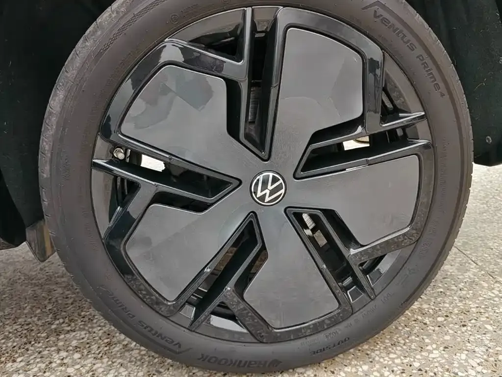 Volkswagen Tiguan L 2024 из CN, фото 6