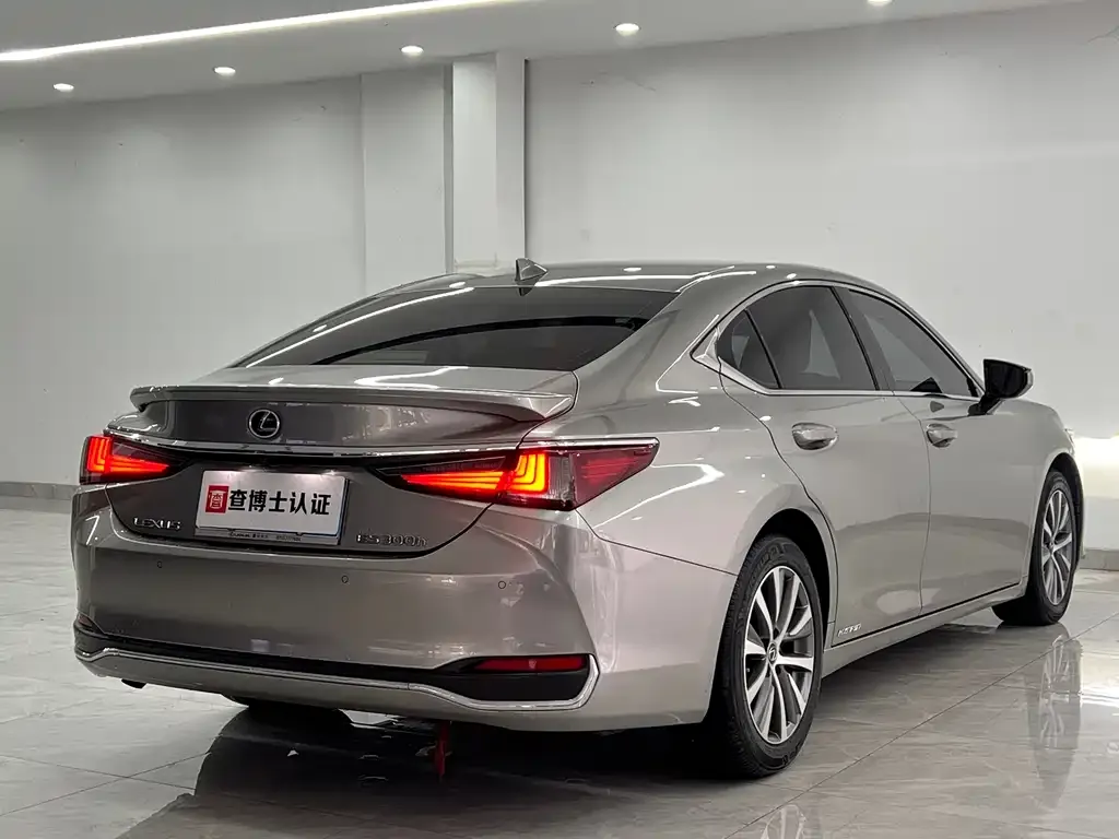 Lexus ES 2021 из CN, фото 10
