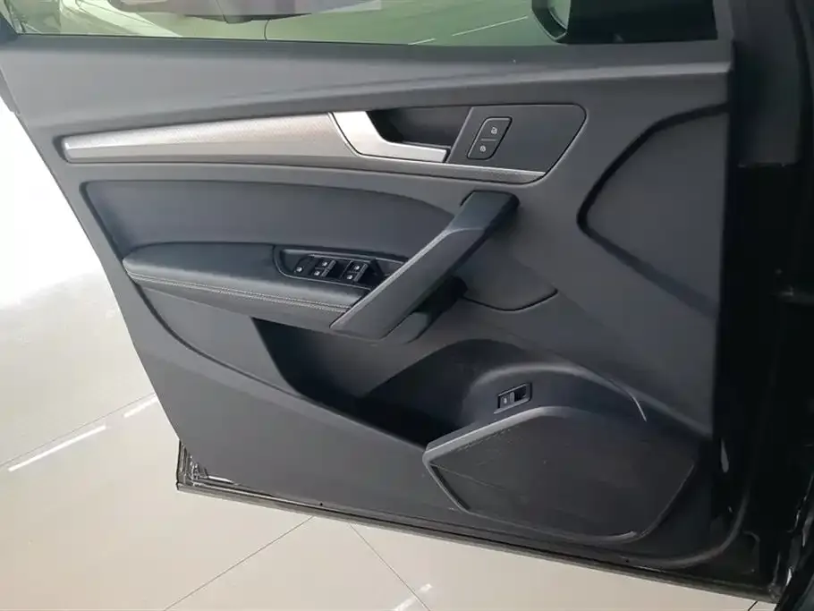 Audi Q5L 2023 из CN, фото 7
