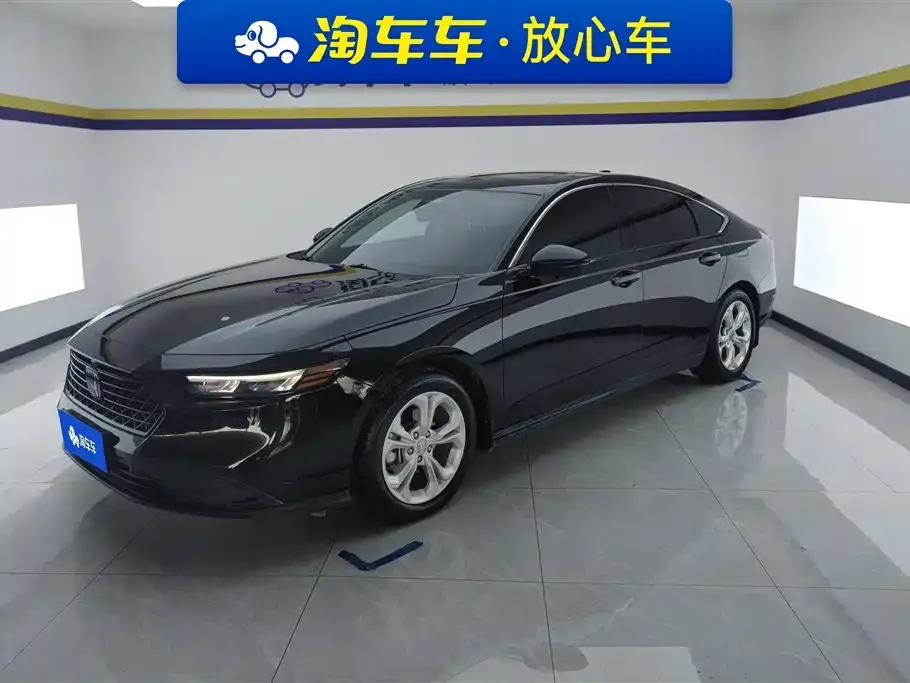 Honda Accord — фото 1