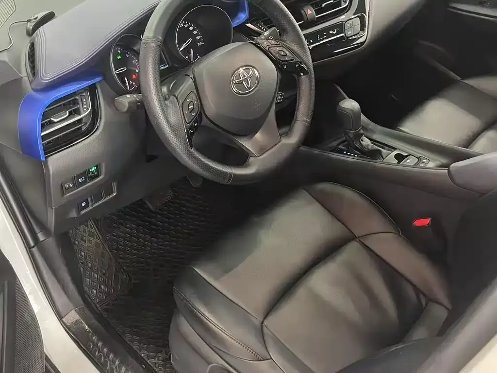 Toyota C-HR 2022 из CN, фото 4
