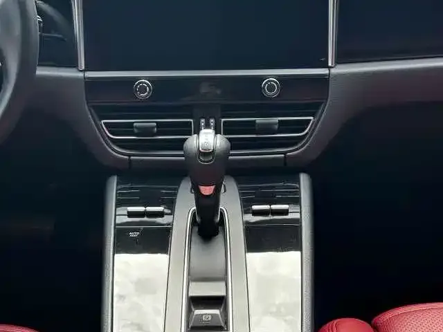 Porsche Macan 2022 из CN, фото 8