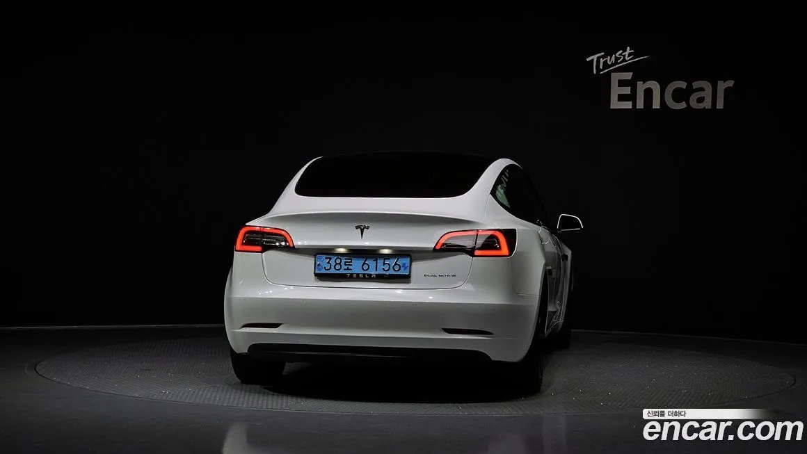 Tesla Model 3 2021 из KR, фото 4