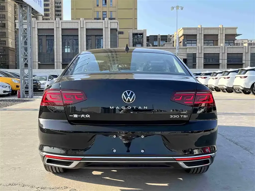 Volkswagen Magotan 2025 из CN, фото 5