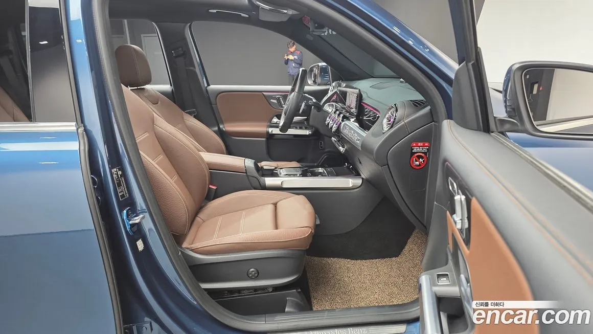 Mercedes-Benz GLB-Class — фото 10