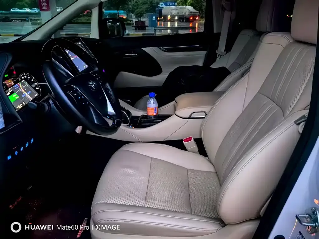 Toyota Alphard 2023 из CN, фото 5
