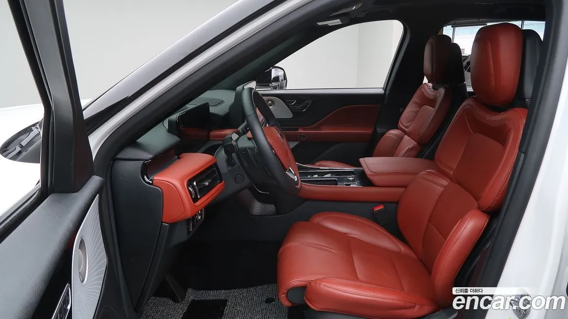 Lincoln Aviator 2025 из KR, фото 10