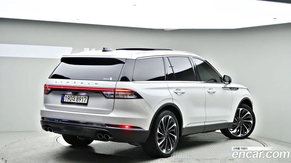 Lincoln Aviator 2025 из KR, фото 2