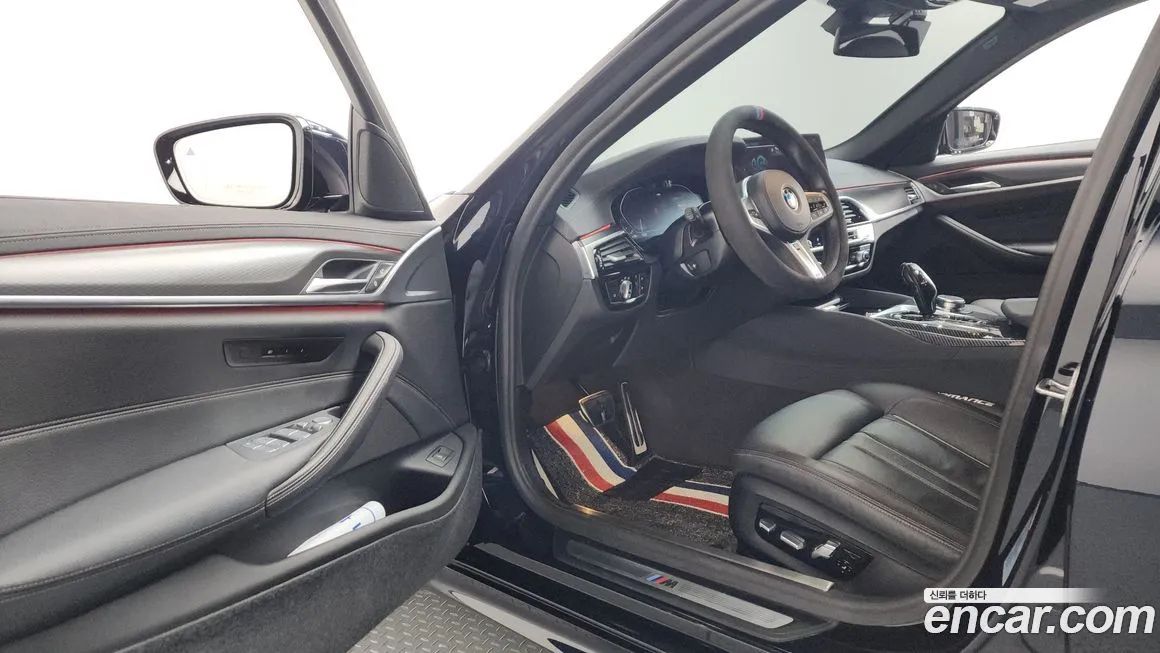 BMW 5-Series 2022 из KR, фото 10