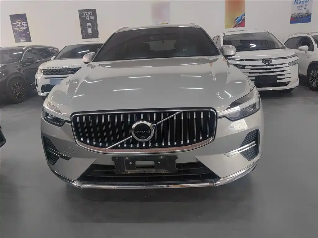 Volvo XC60 PHEV 2022 из CN, фото 3