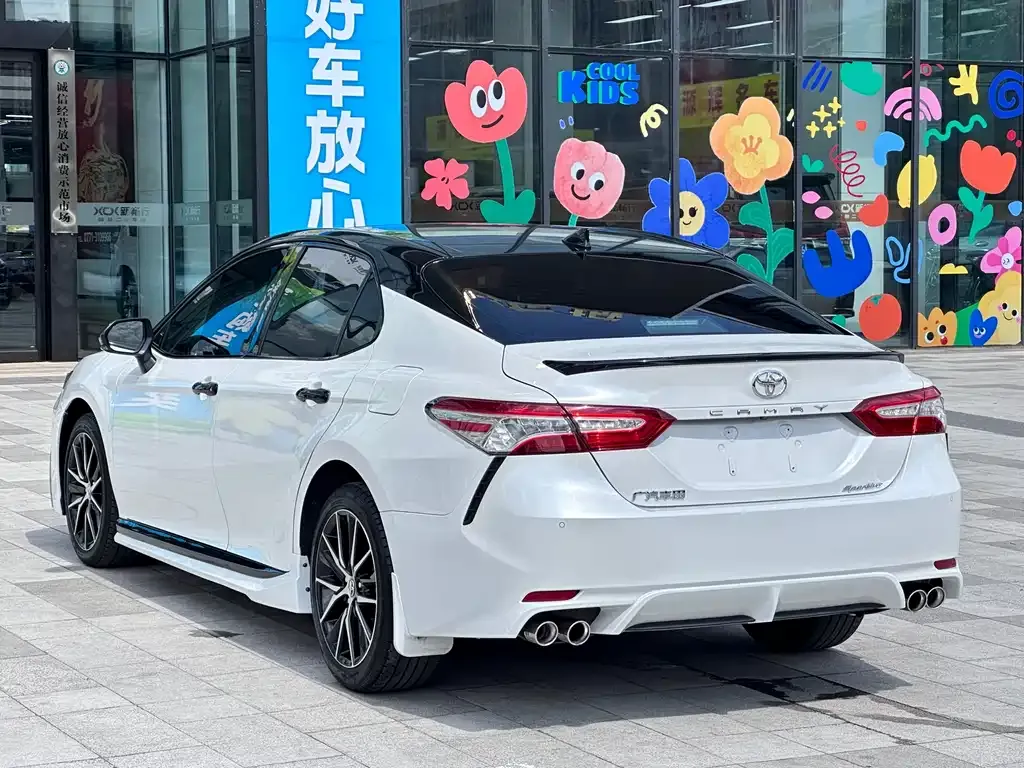Toyota Camry 2022 из CN, фото 7