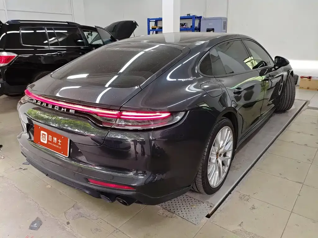 Porsche Panamera 2021 из CN, фото 10