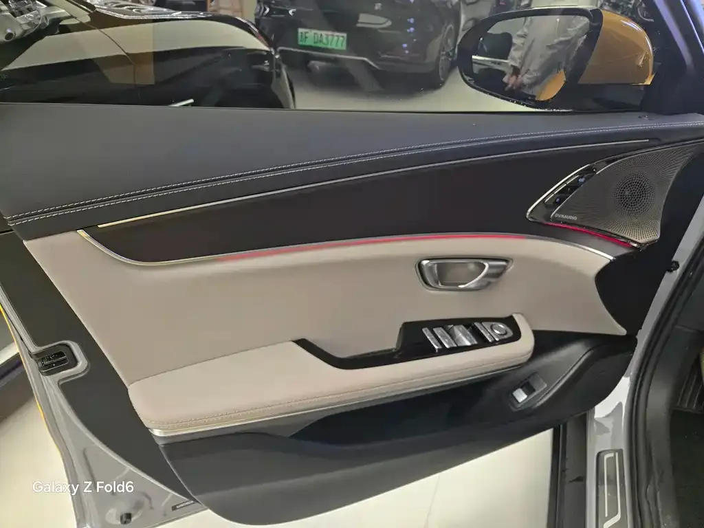 BYD Han 2025 из CN, фото 5
