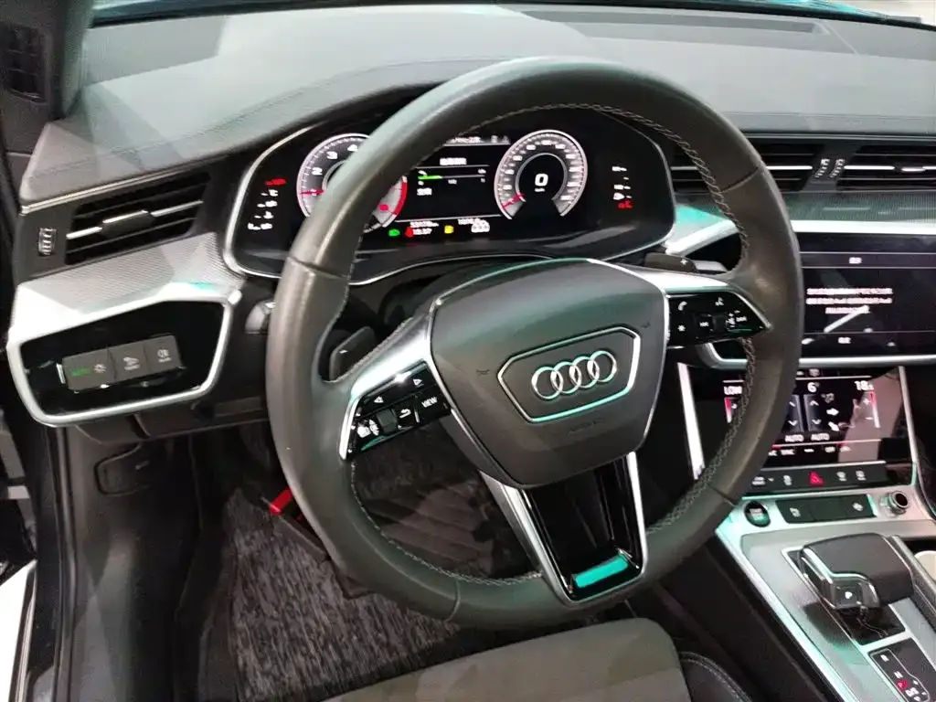 Audi A6L 2022 из CN, фото 3