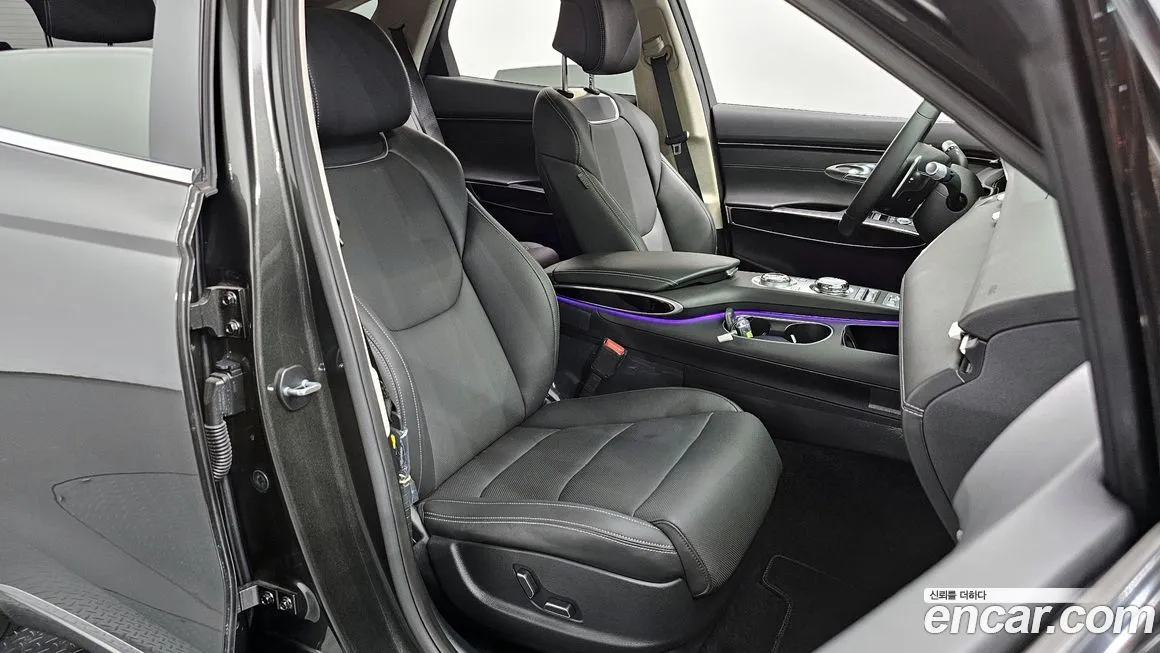 Genesis GV70 2023 из KR, фото 10