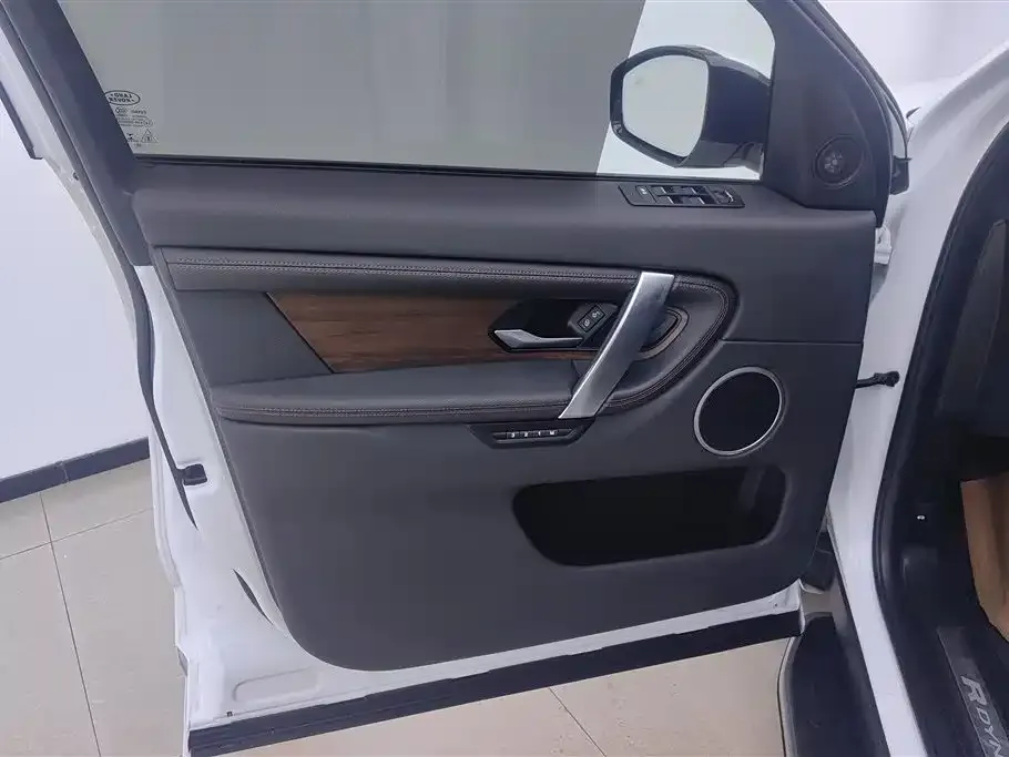 Land Rover Discovery Sport 2021 из CN, фото 7
