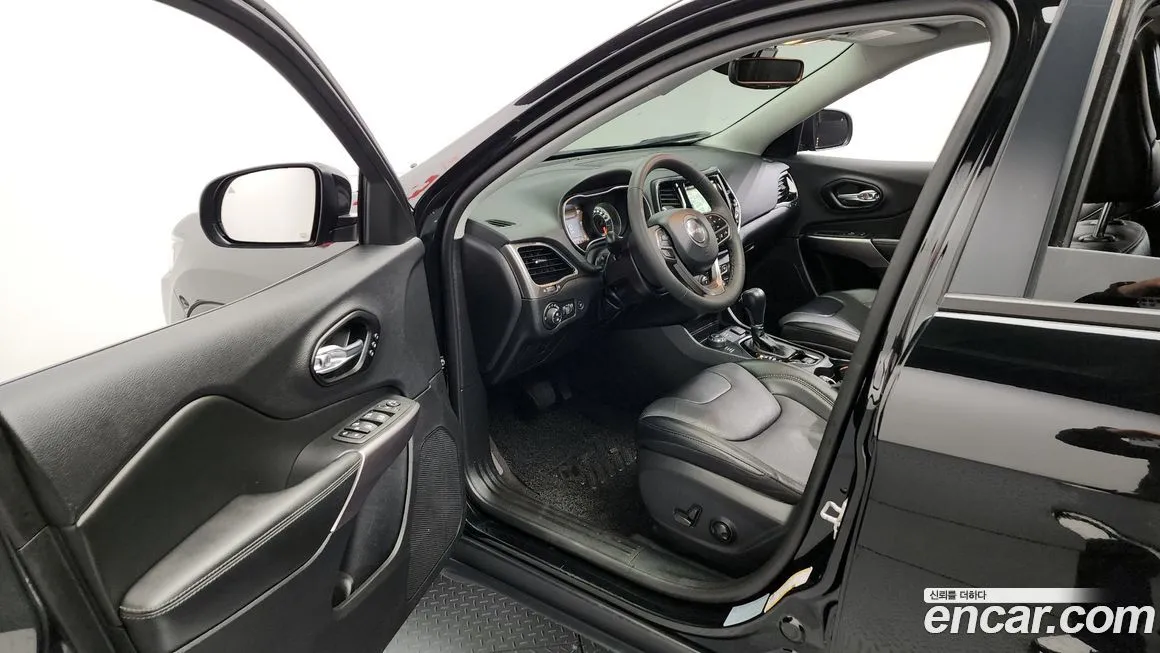 Jeep Cherokee 2022 из KR, фото 10