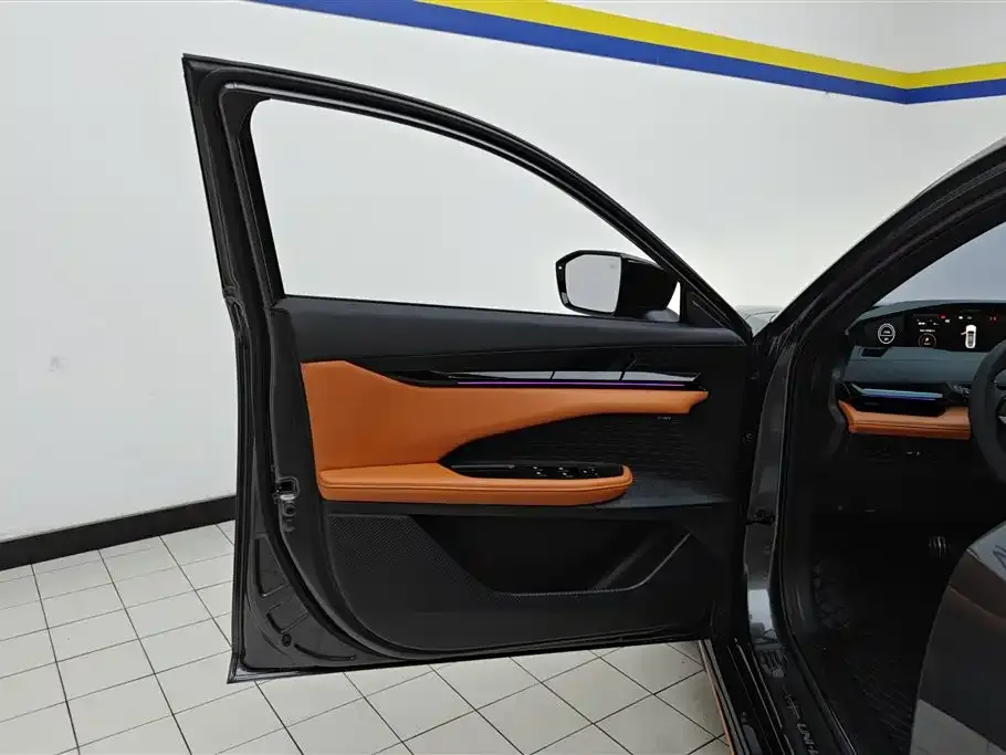 Changan UNI-V 2025 из CN, фото 7