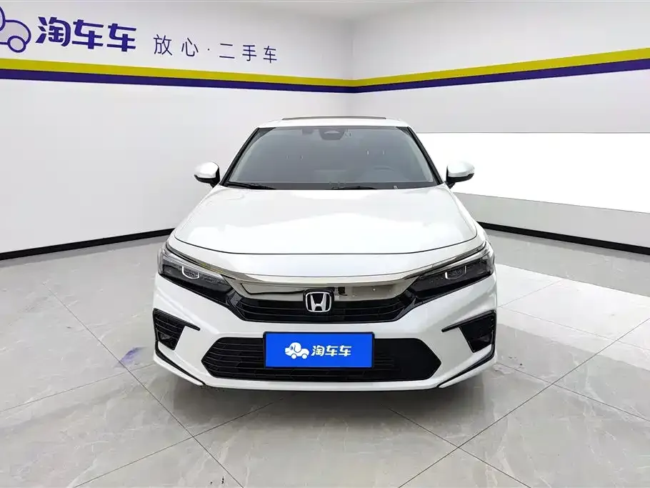 Honda Civic 2023 из CN, фото 2