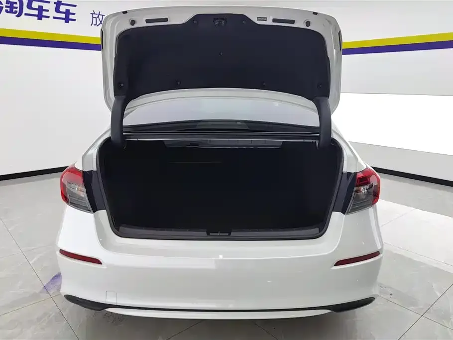 Honda Civic 2023 из CN, фото 4
