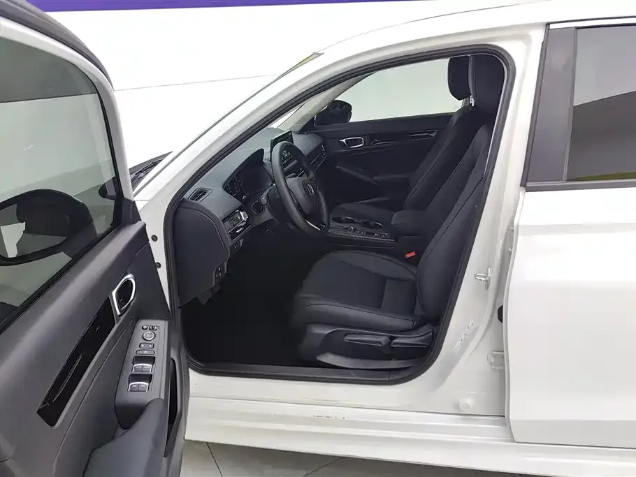 Honda Civic 2023 из CN, фото 9