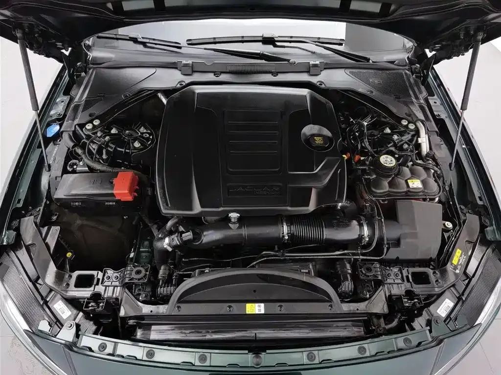 Jaguar XFL 2022 из CN, фото 6