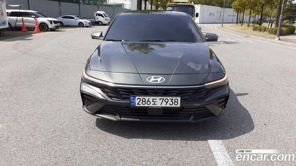 Hyundai AVANTE — фото 3