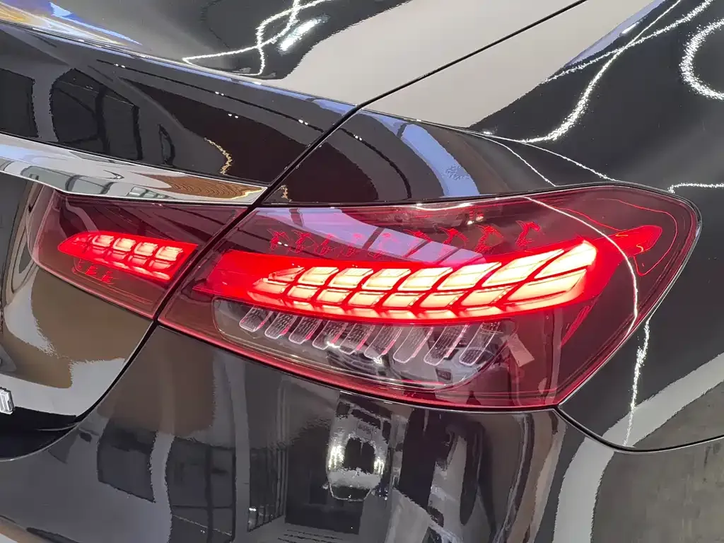 Mercedes-Benz E-Class 2023 из CN, фото 7