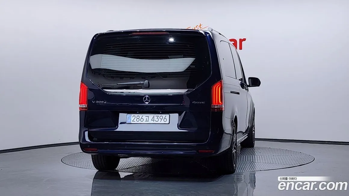Mercedes-Benz V-Class 2022 из KR, фото 4