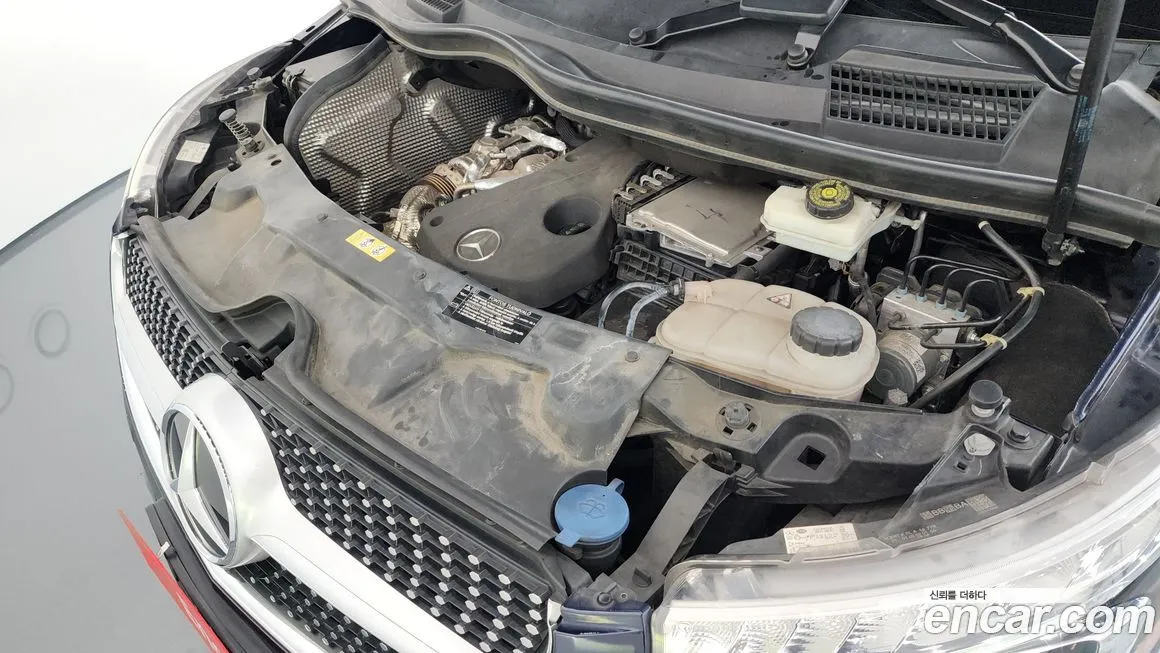 Mercedes-Benz V-Class 2022 из KR, фото 6