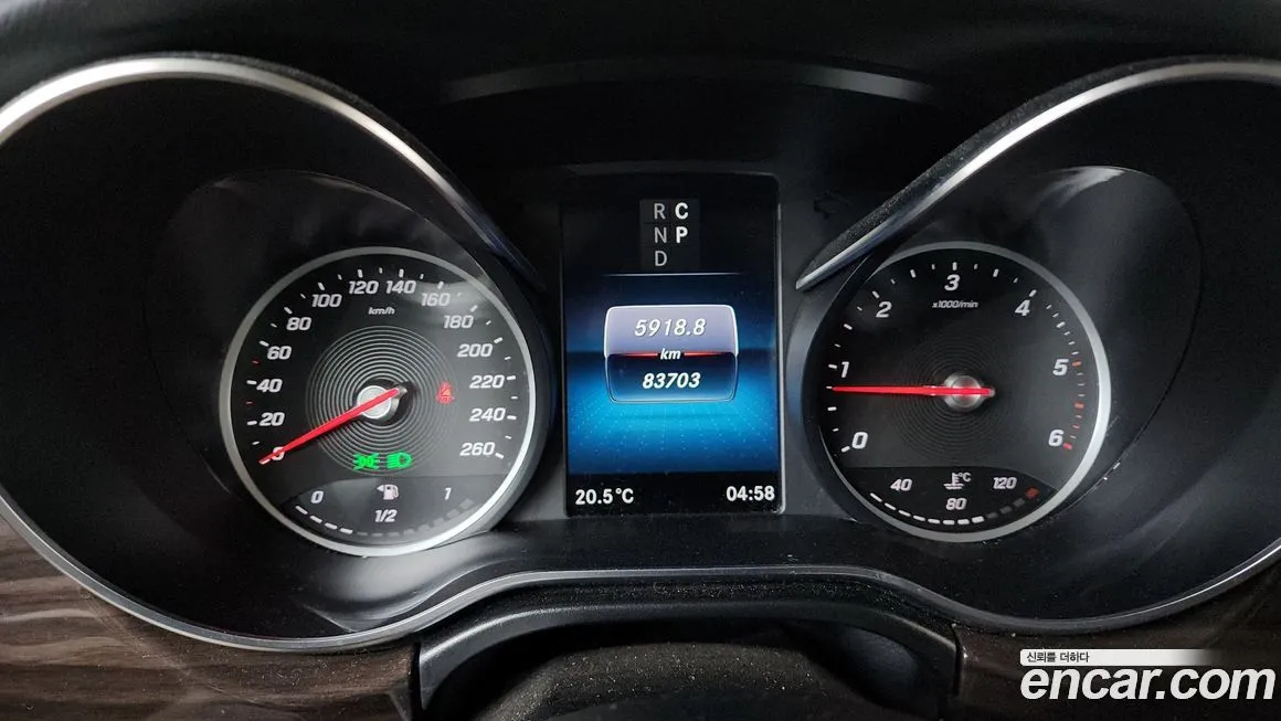 Mercedes-Benz V-Class 2022 из KR, фото 8