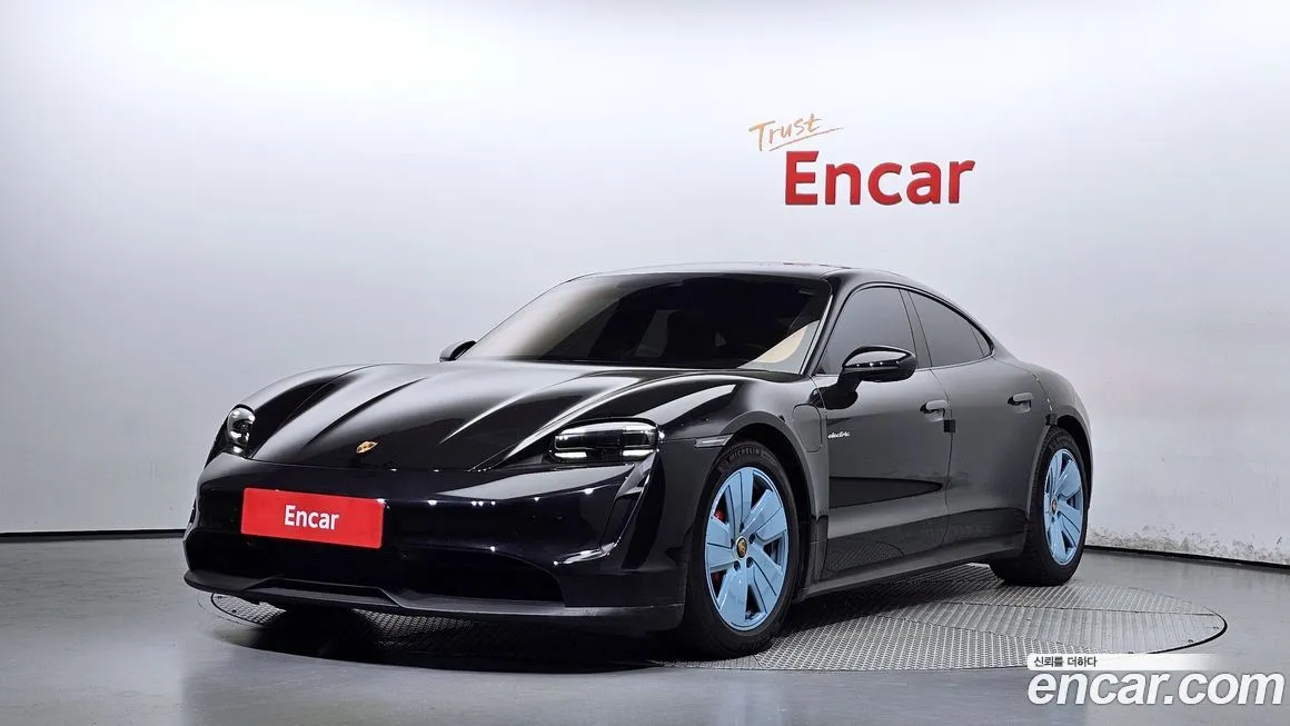 Porsche Taycan 2021 из KR, фото 1