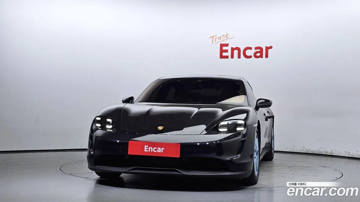 Porsche Taycan 2021 из KR, фото 3