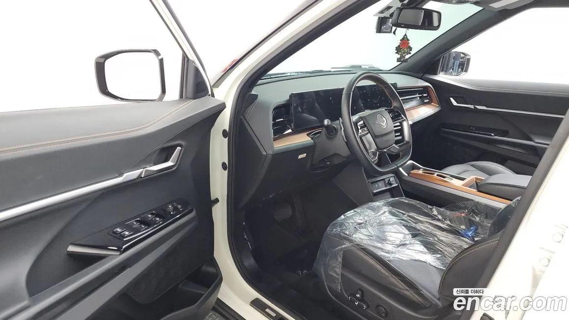 KG Mobility (Ssangyong) Torres — фото 10