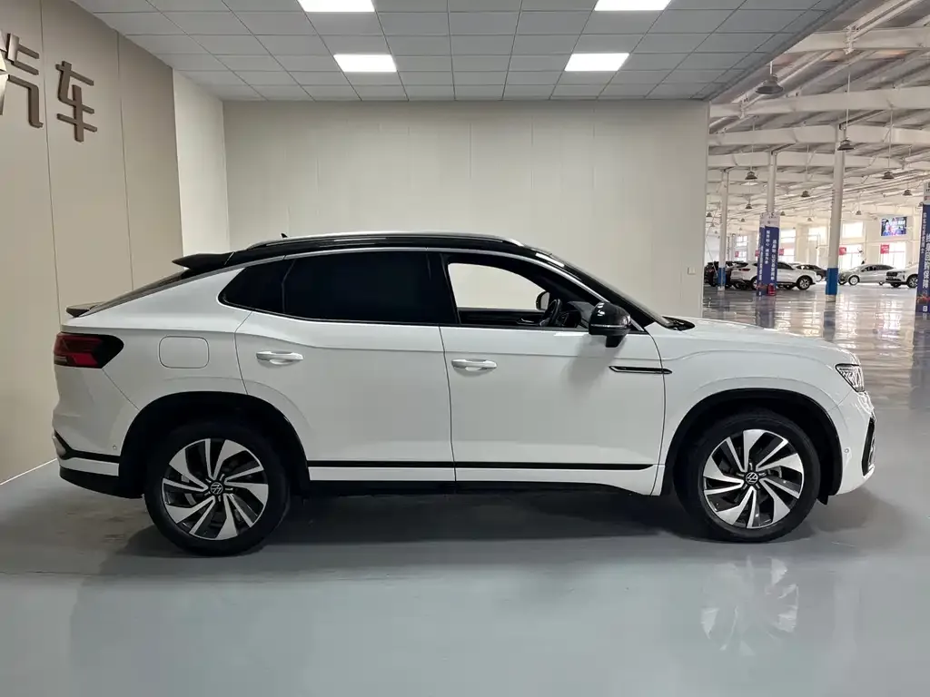 Volkswagen Tayron X 2022 из CN, фото 8
