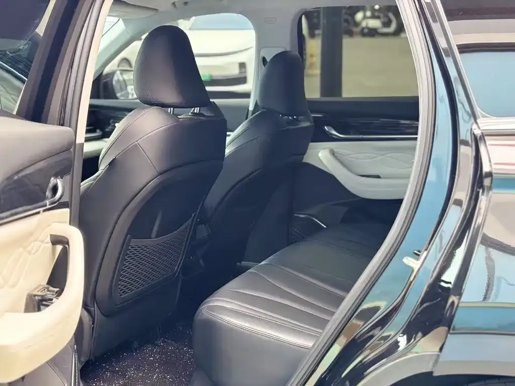 Geely Xingyue L 2023 из CN, фото 9