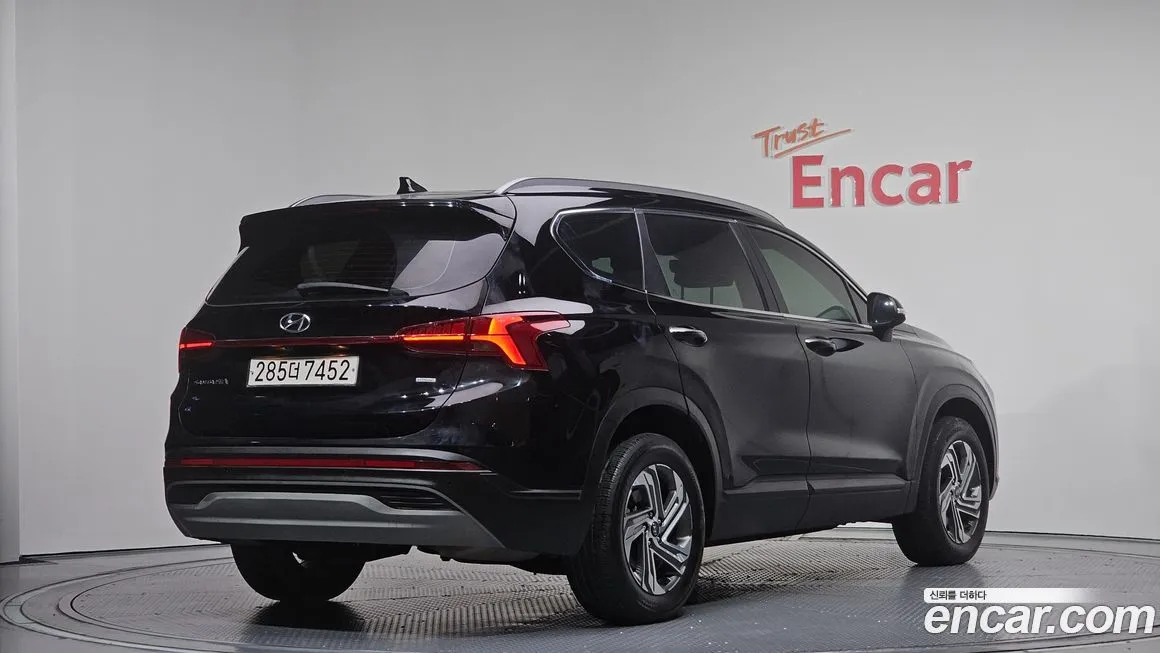 Hyundai Santafe 2023 из KR, фото 2