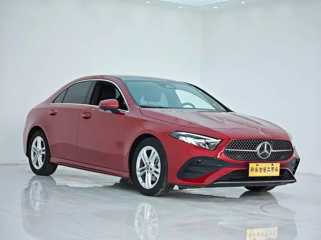 Mercedes-Benz A-Class 2024 из CN, фото 3