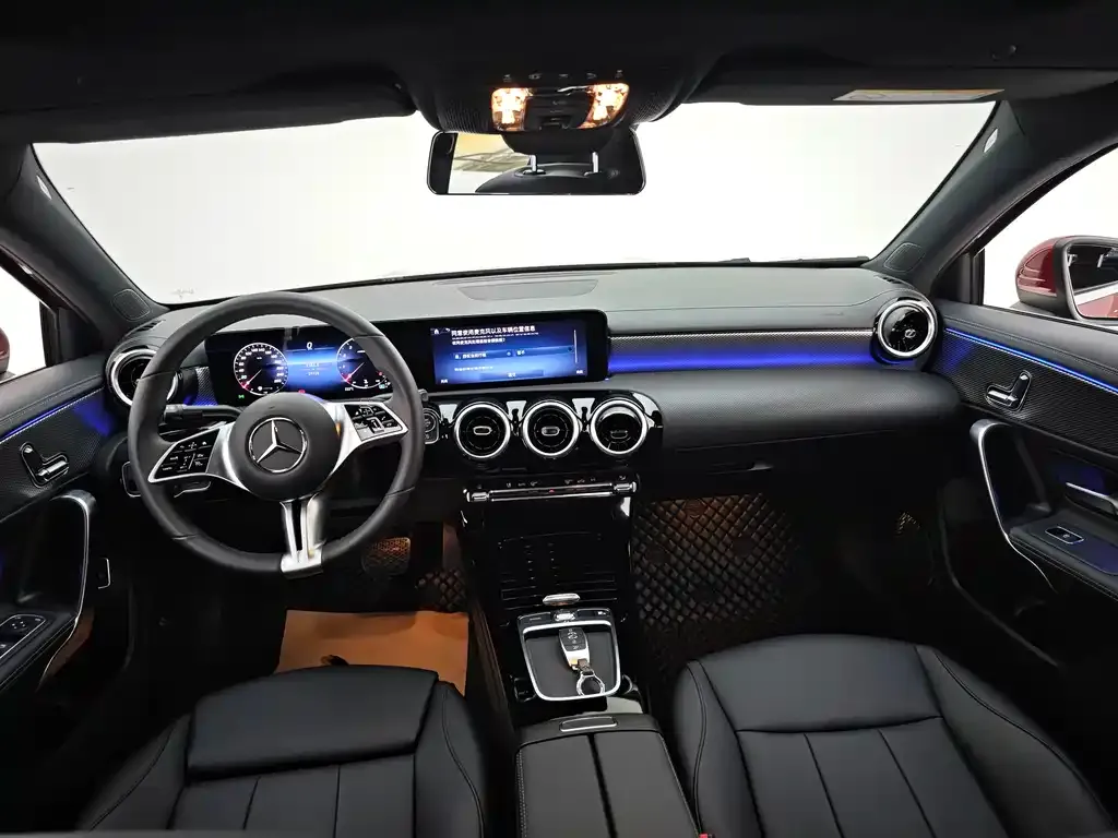 Mercedes-Benz A-Class 2024 из CN, фото 9