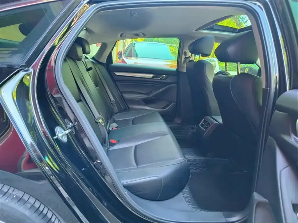 Honda Accord 2021 из CN, фото 6