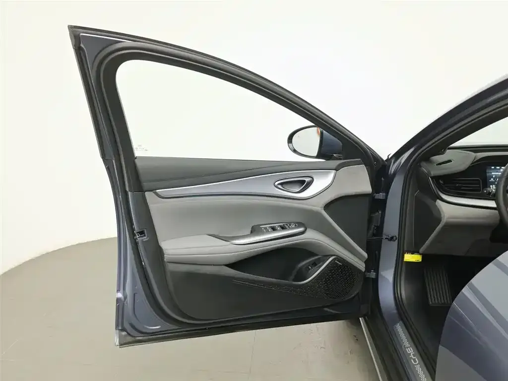 BYD Seal 07 DM-i 2025 из CN, фото 8
