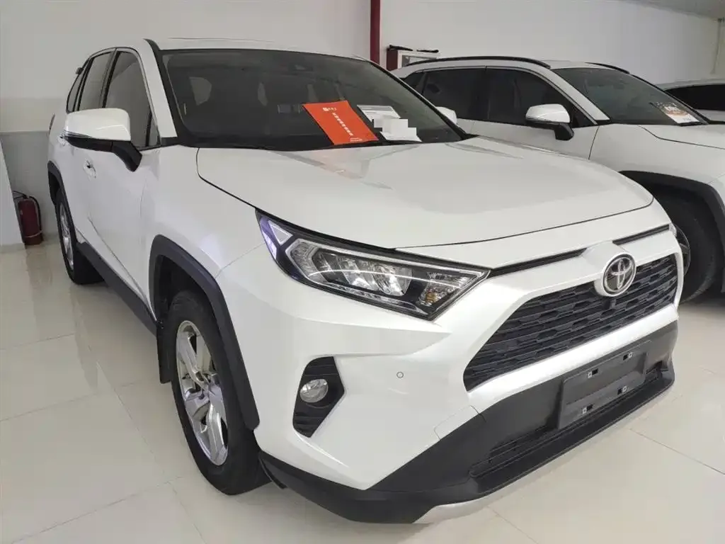 Toyota RAV4 2023 из CN, фото 9