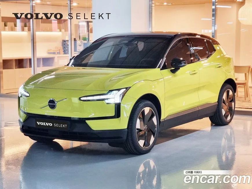 Volvo EX30 2025 из KR, фото 1