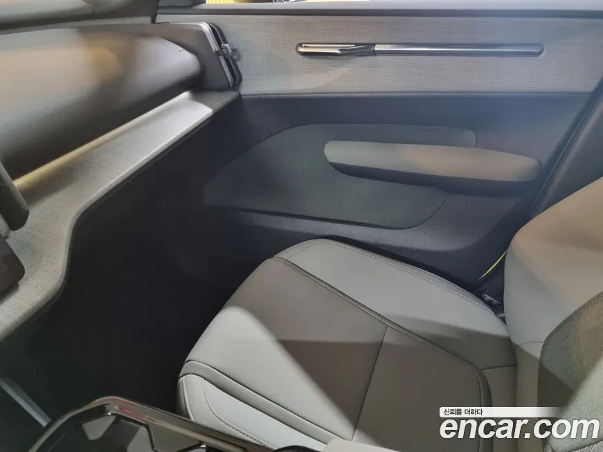 Volvo EX30 2025 из KR, фото 10