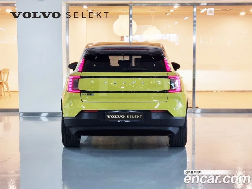 Volvo EX30 2025 из KR, фото 4