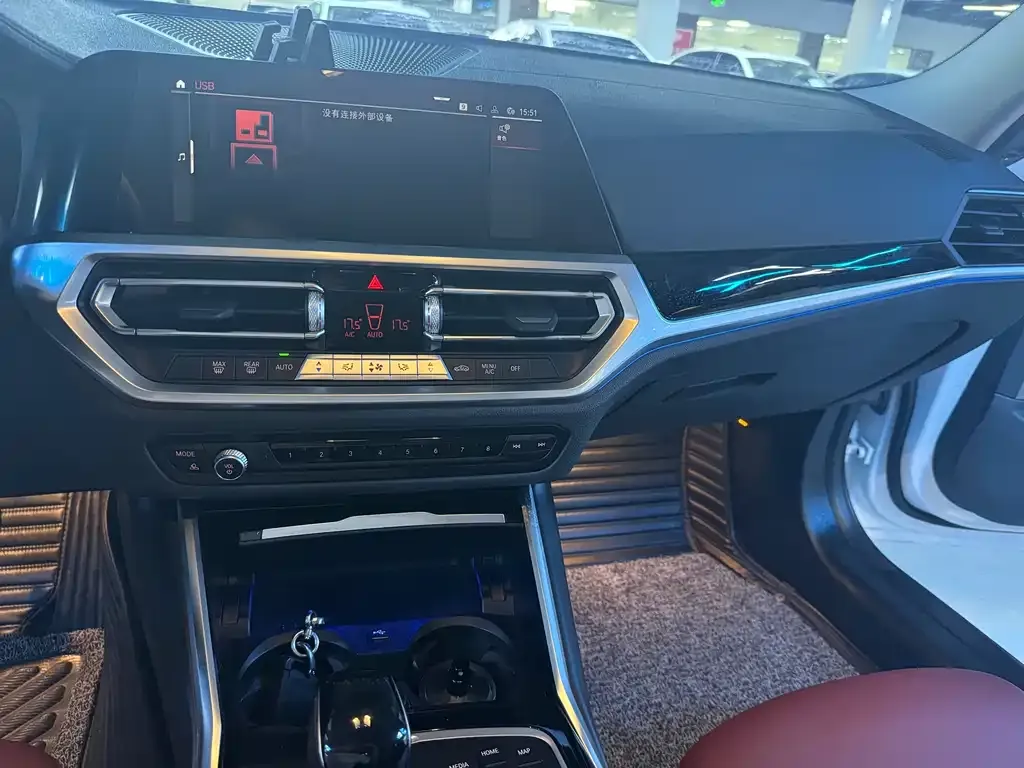 BMW 3 Series 2022 из CN, фото 8