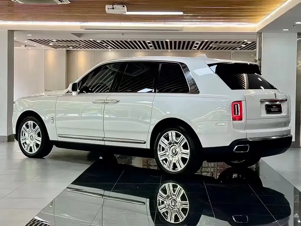 Rolls-Royce Cullinan 2021 из CN, фото 3