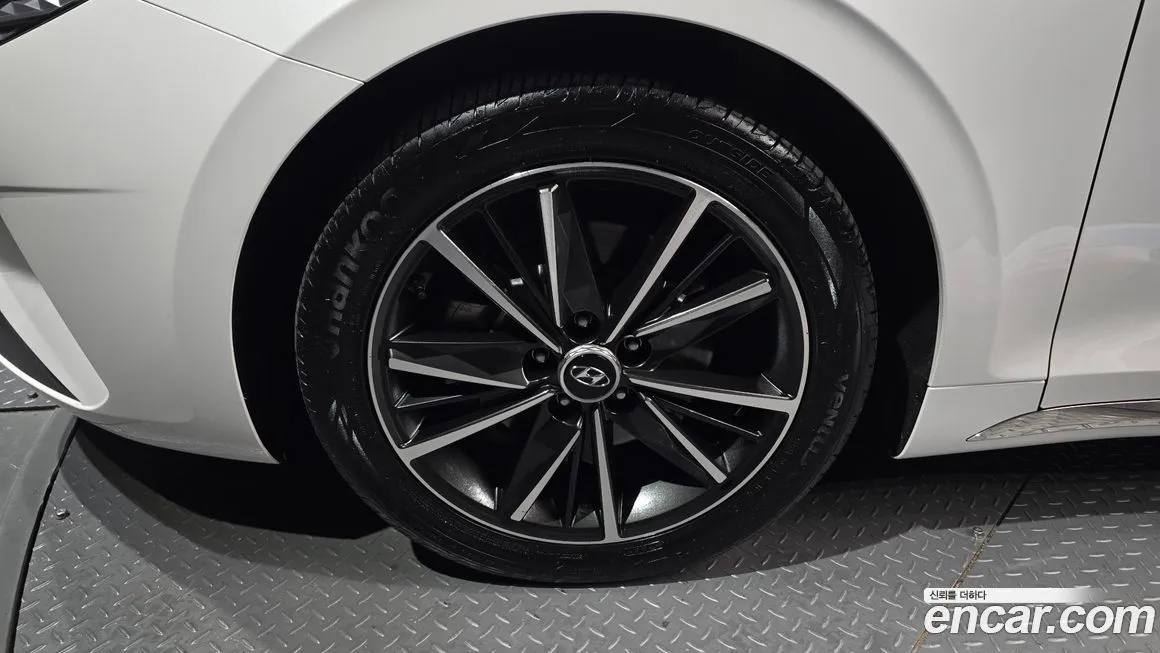 Hyundai Grandeur 2022 из KR, фото 5