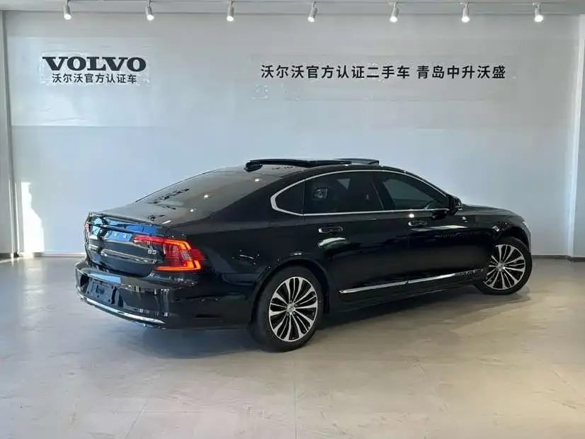 Volvo S90 2024 из CN, фото 3